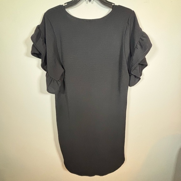 FSL Apparel Black Ruffle Sleeve Shift Dress V-Neck Made in USA Size M - Picture 4 of 9